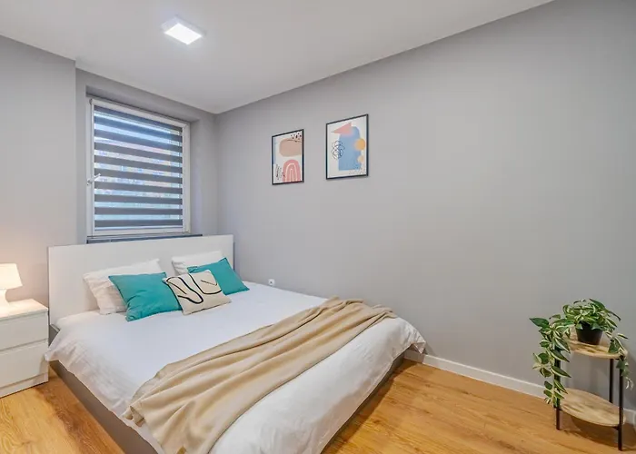 Centrum, Pw Invest 아파트